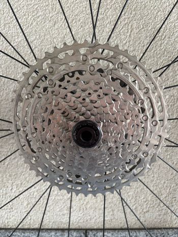 Used Dt Swiss E 1900 Spline 29" Hinterrad 2025 bike — image 2 of 9
