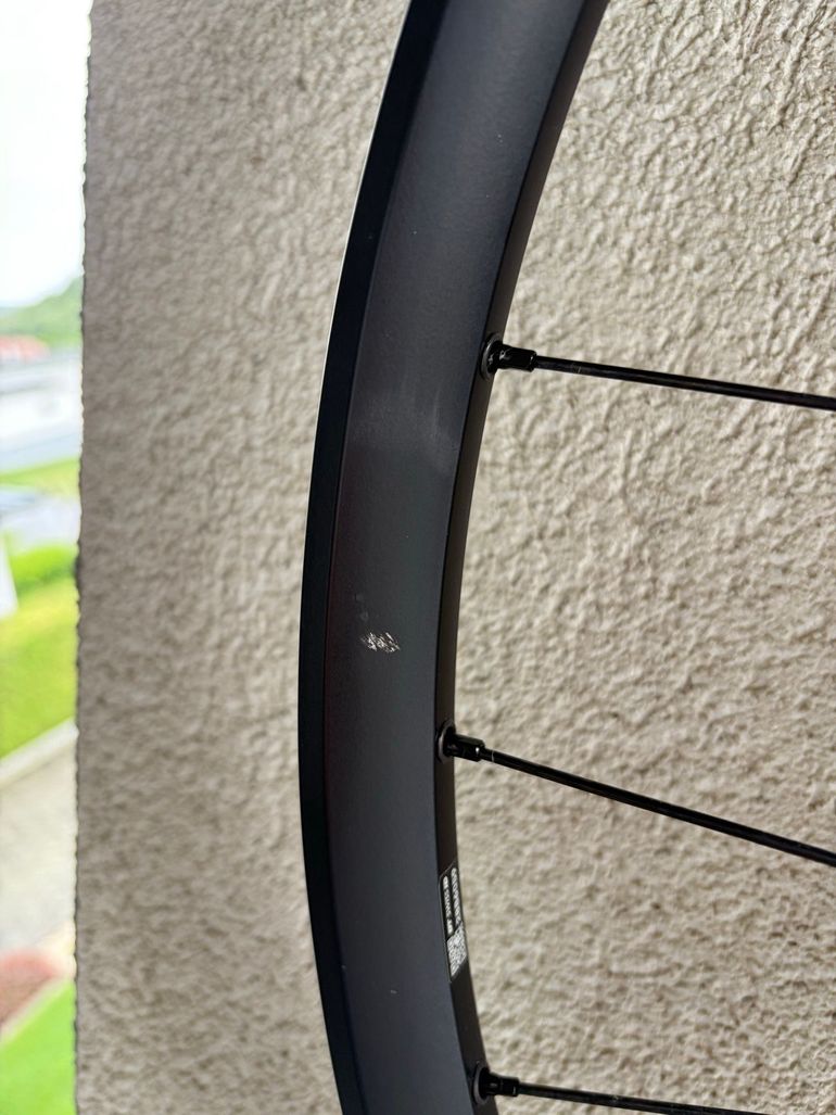 Used Dt Swiss E 1900 Spline 29" Hinterrad 2025 bike — image 5 of 9