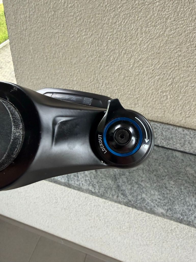 Used RockShox Judy Silver TK Solo Air 29" Boost 120 mm 2023 bike — image 3 of 10