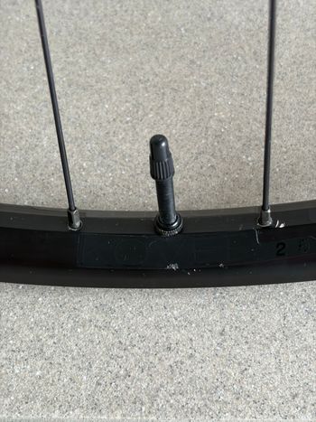 Used Bontrager Kovee 25 29" Boost Laufradsatz Tubeless Ready 2023 bike — image 7 of 10