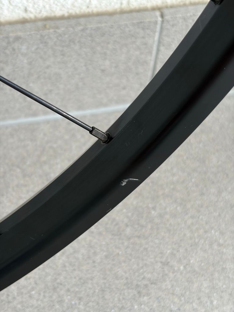Used Bontrager Kovee 25 29" Boost Laufradsatz Tubeless Ready 2023 bike — image 6 of 10
