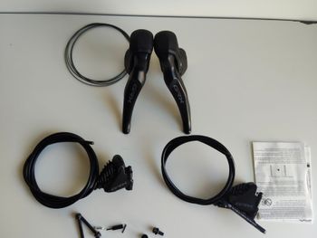 Used Shimano MANETAS GRX RX610 2026 bike — image 3 of 7