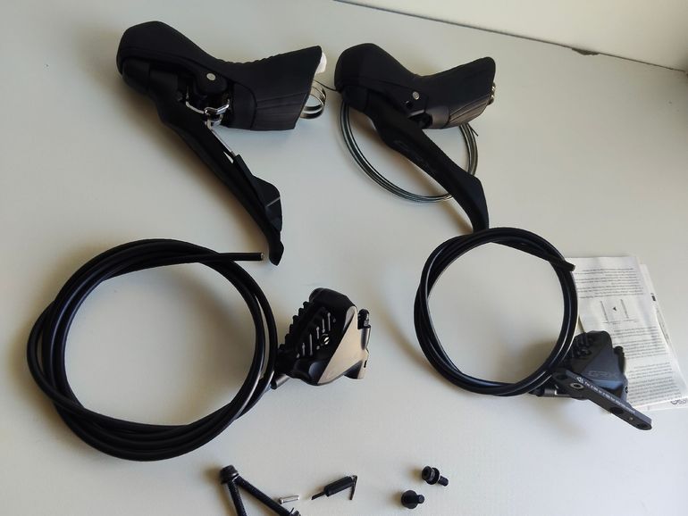 Used Shimano MANETAS GRX RX610 2026 bike — image 6 of 7