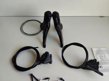 Used Shimano MANETAS GRX RX610 2026 bike