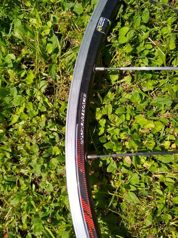 Použité Mavic Aksium race bike — obrázek 4 z 4