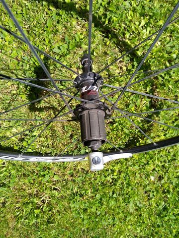 Použité Mavic Aksium race bike — obrázek 3 z 4