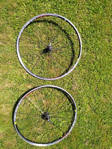 Použité Mavic Aksium race bike — obrázek 2 z 4