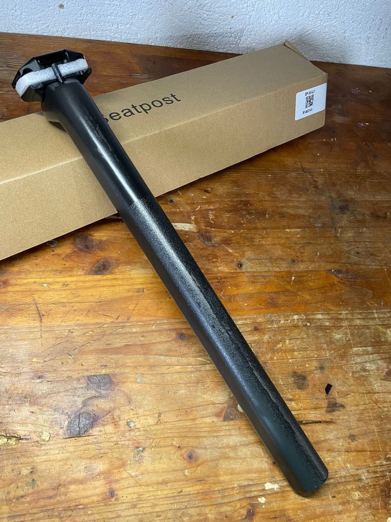 Used Bmc teammachine Seatpost 2023 bike — image 2 of 9