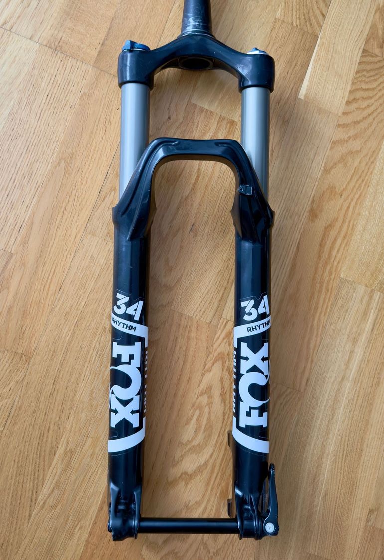 Used Fox Rhythm 34, 29", 130mm 2018 bike — image 1 of 9