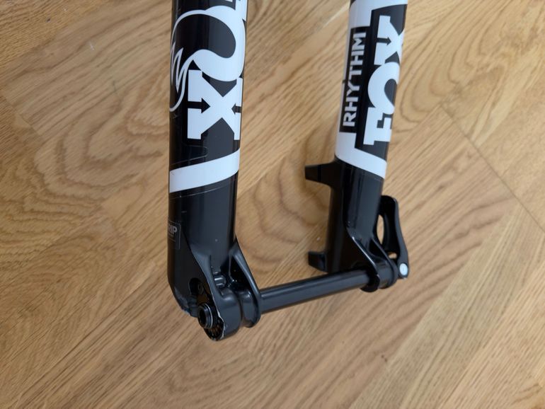 Used Fox Rhythm 34, 29", 130mm 2018 bike — image 4 of 9