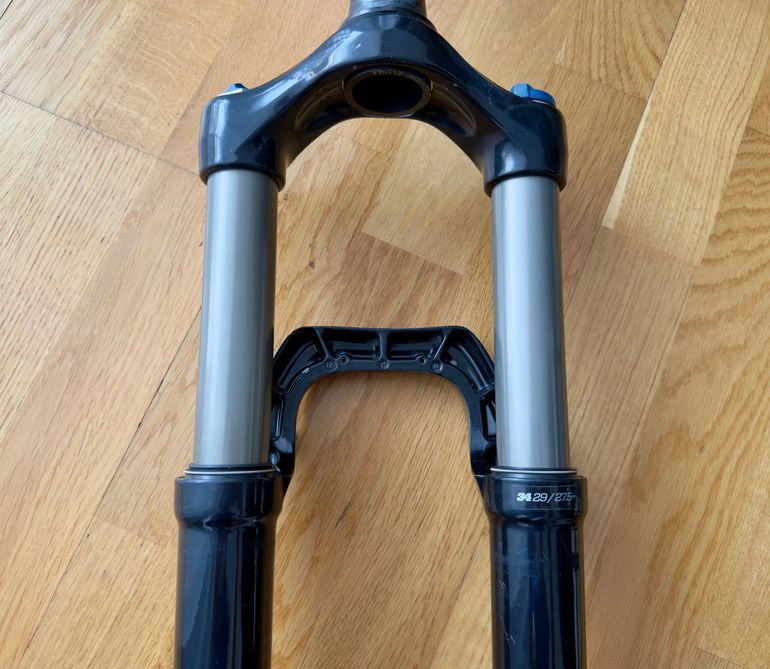 Used Fox Rhythm 34, 29", 130mm 2018 bike — image 9 of 9