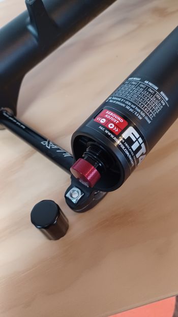 Used Fox 38 Factory 170 mm Fork 2024 bike — image 6 of 11