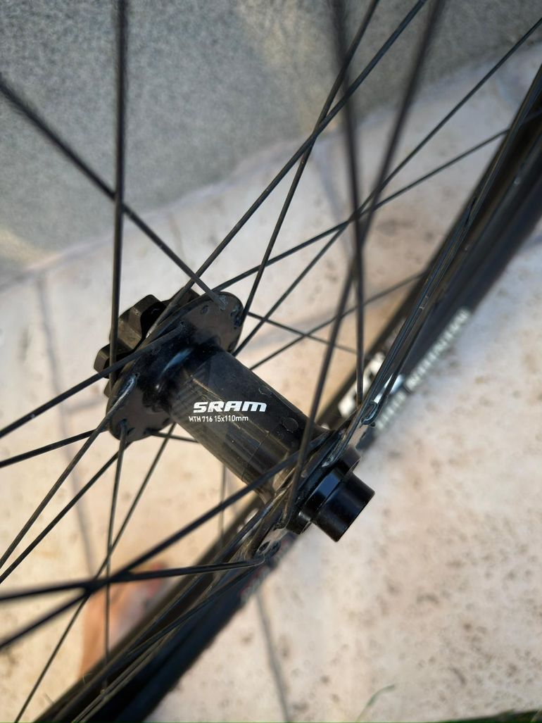 Used Wtb Front Wheel 29" Boost - i25 ST Tubeless bike — image 5 of 7
