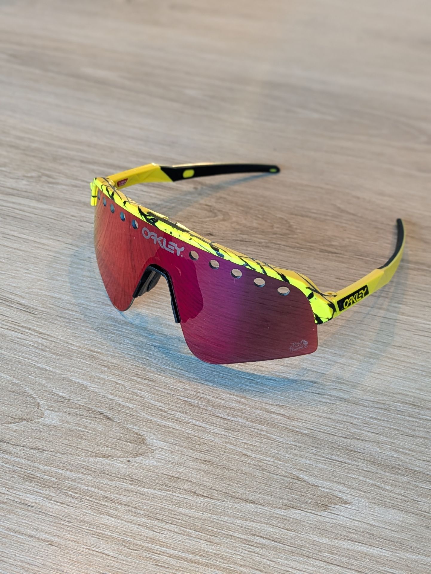 Oakley Sutro Lite Sweep TDF Limited Edition | buycycle