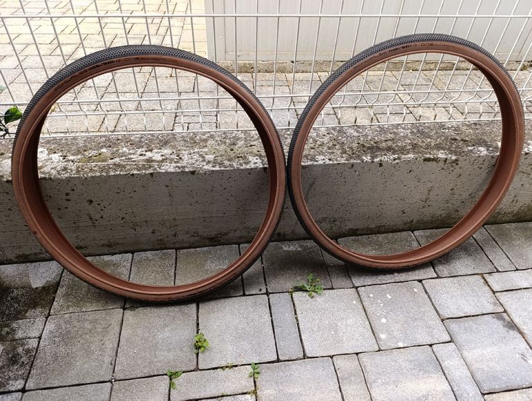 Used Shimano Gravel 700c Wheels with RS470 Hubs and Stars J21DC Rims 2025 bike — image 2 of 6