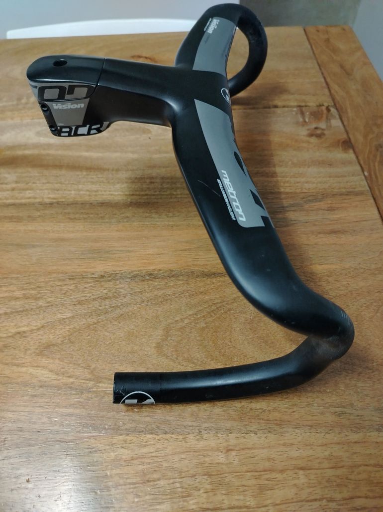 Used Vision Metron 5D Integrated Handlebar 40cm x 120mm bike — image 3 of 4