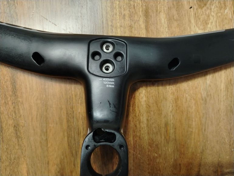 Used Vision Metron 5D Integrated Handlebar 40cm x 120mm bike — image 2 of 4