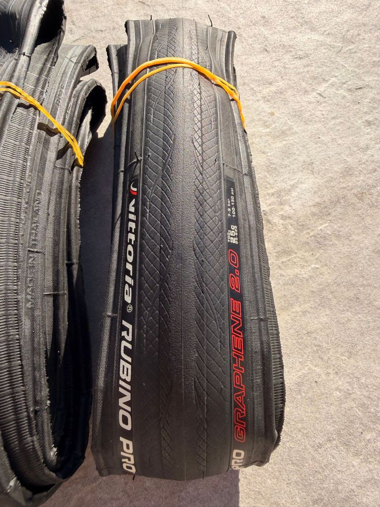 Used Vittoria Rubino Pro IV G2.0 2025 bike — image 2 of 4