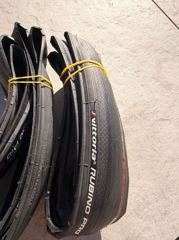 Used Vittoria Rubino Pro IV G2.0 2025 bike — image 3 of 4
