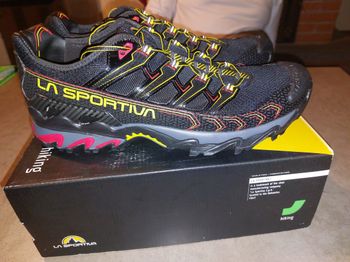 Used La Sportiva Ultra Raptor II Black/Yellow bike — image 2 of 4