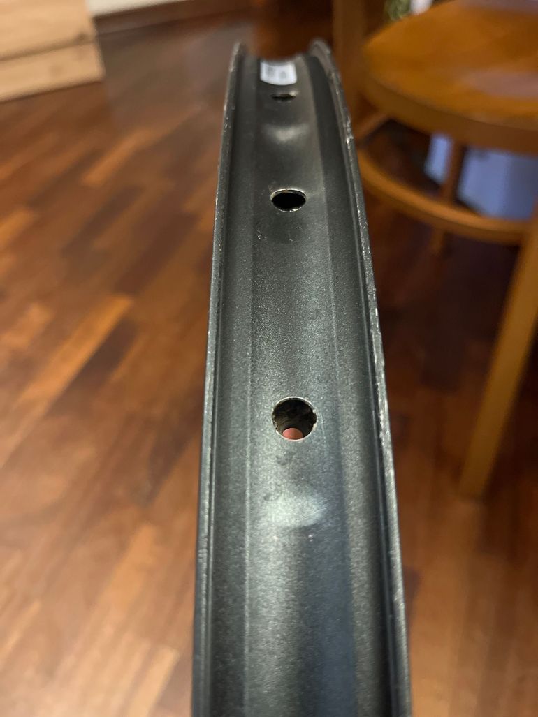 Used Dt Swiss FR 560 29" Rim 2023 bike — image 2 of 2
