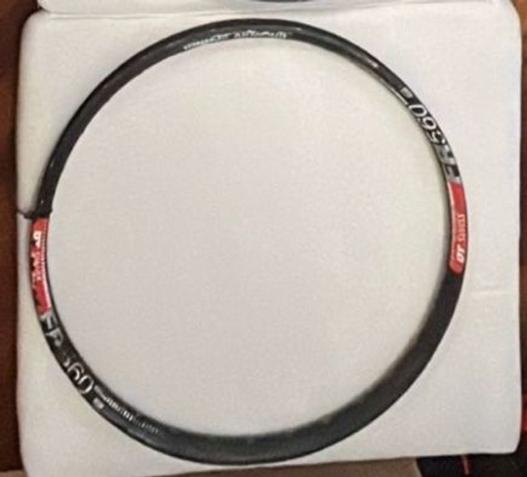 Used Dt Swiss FR 560 27.5" Rim 2023 bike — image 1 of 2