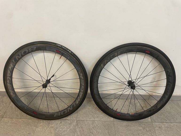 Used Bontrager Aeolus XXX4 Rim Tubolare bike — image 1 of 3