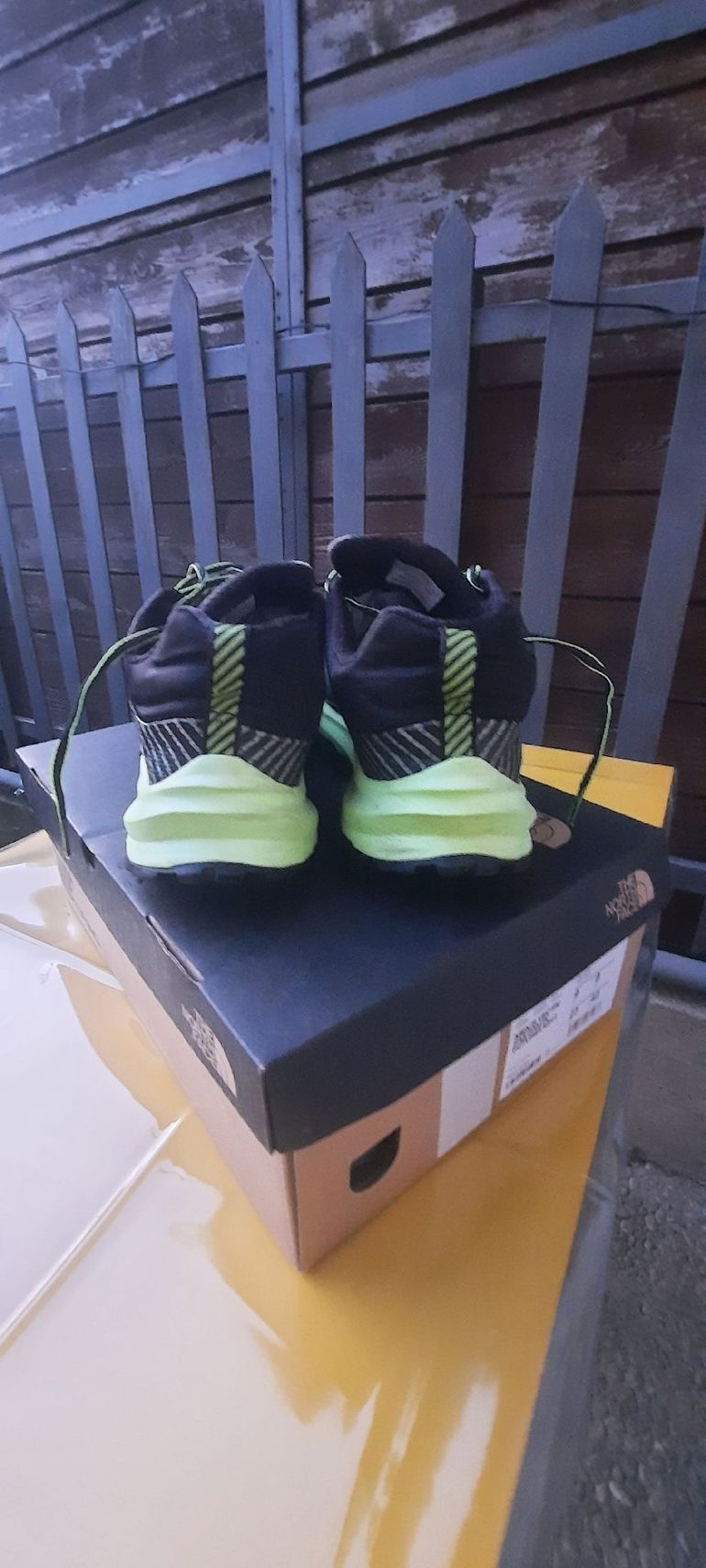 Used The North Face Vectiv Infinite 2 FUTURELIGHT Shoes 2024 bike — image 5 of 9