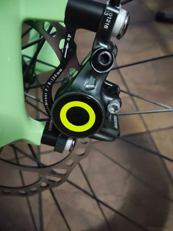 Used Magura MT8 SL Disc Brake Set 2025 bike — image 2 of 4