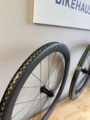 Used Reserve Turbulent Aero Wheelset 52/63 bike — image 5 of 16