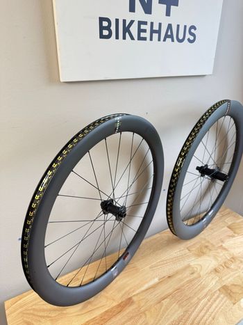 Used Reserve Turbulent Aero Wheelset 52/63 bike — image 12 of 16