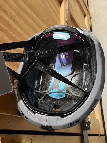 Used Hjc Furion 2.0 Helmet 2024 bike — image 10 of 20
