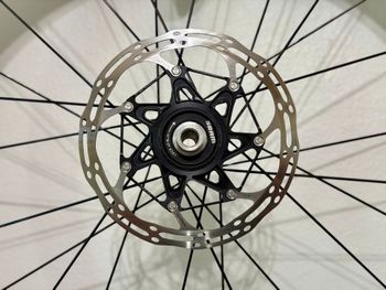 Used astral Veil3 Carbon Wheelset with White Industries CLD Hubs 2025 bike — image 6 of 9
