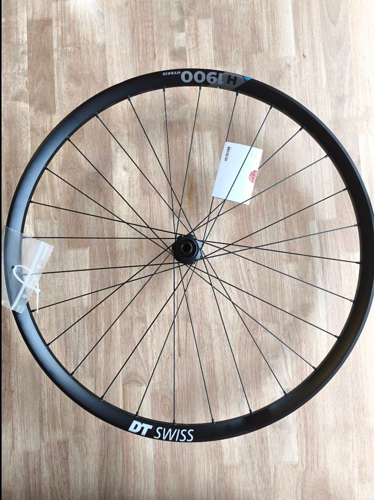 Used Dt Swiss H1900 MicroSpline 29" CenterLock bike — image 2 of 5
