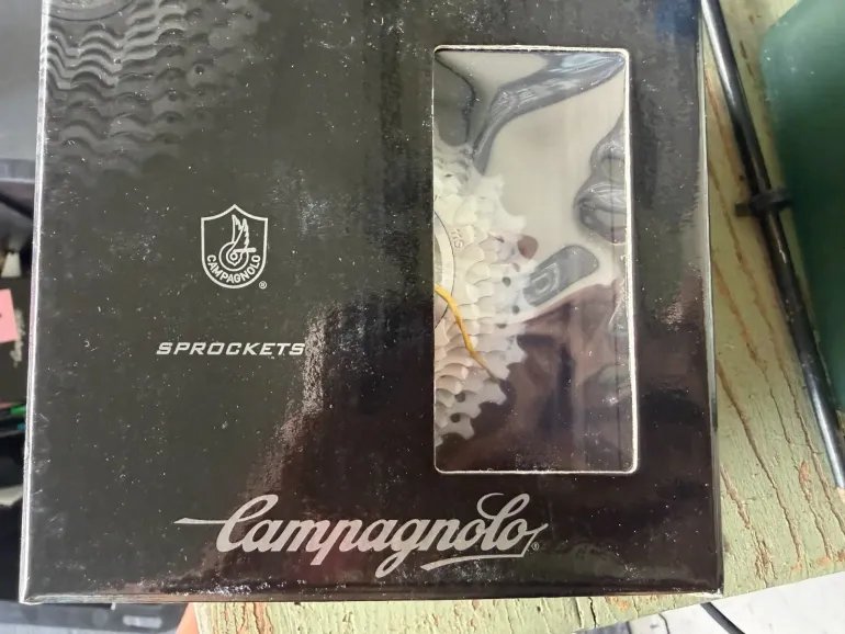 Used Campagnolo Chorus 11s Sprockets 12-25 bike — image 1 of 2