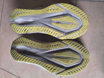 Used Asics Novablast 5 tg.45 2025 bike — image 5 of 8