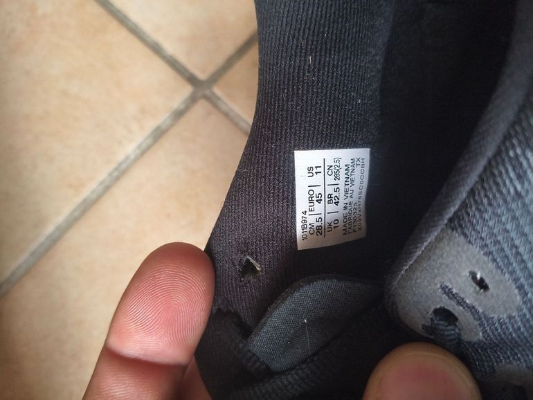 Used Asics Novablast 5 tg.45 2025 bike — image 7 of 8