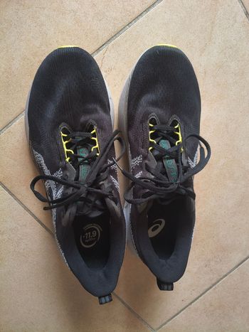 Used Asics Novablast 5 tg.45 2025 bike