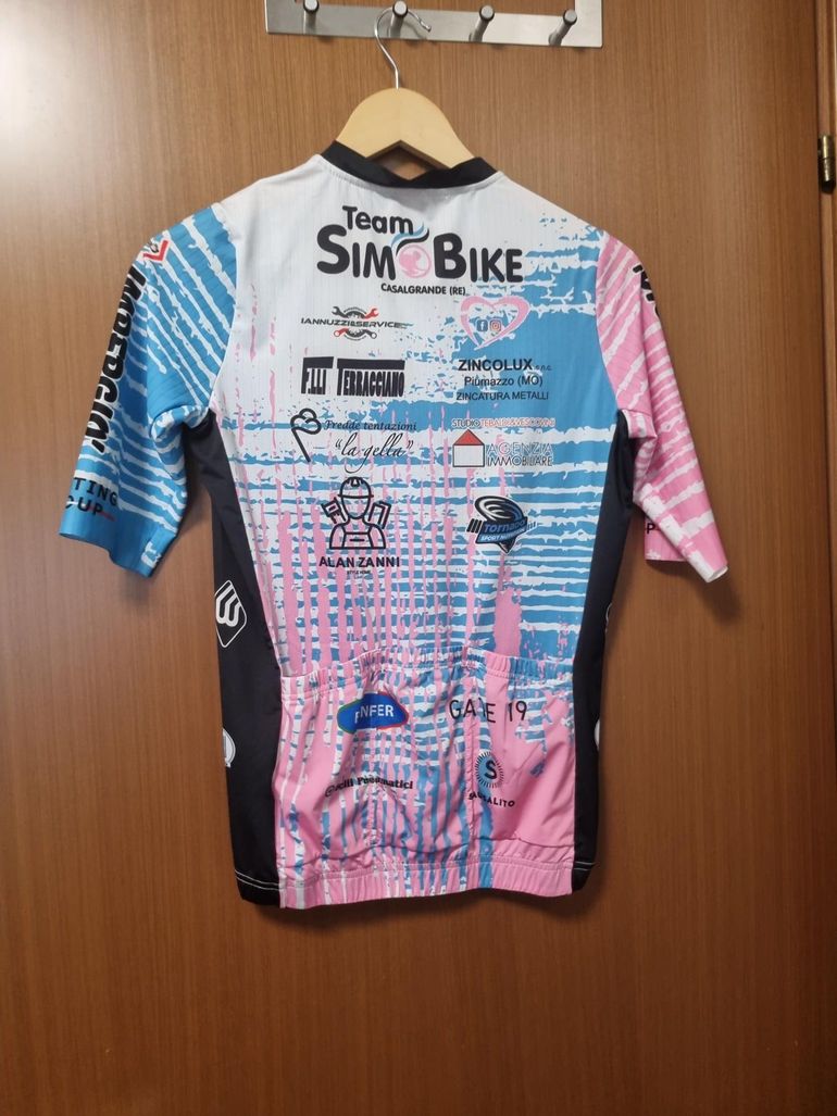 Used Velo Completo estivo ciclismo maglia e pantaloncini bike — image 2 of 6