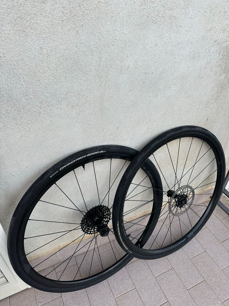 Used Fulcrum Racing 600 DB Wheelset bike — image 1 of 10