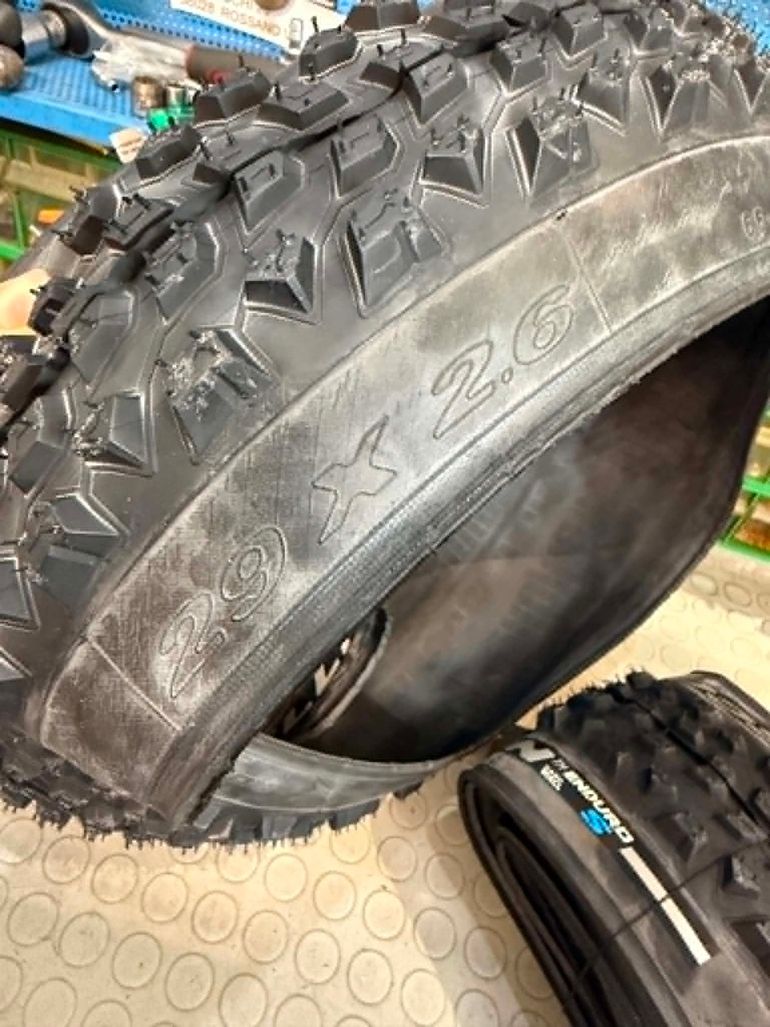 Used Pirelli SCORPION ENDURO S. 29x2.6". bike — image 2 of 5
