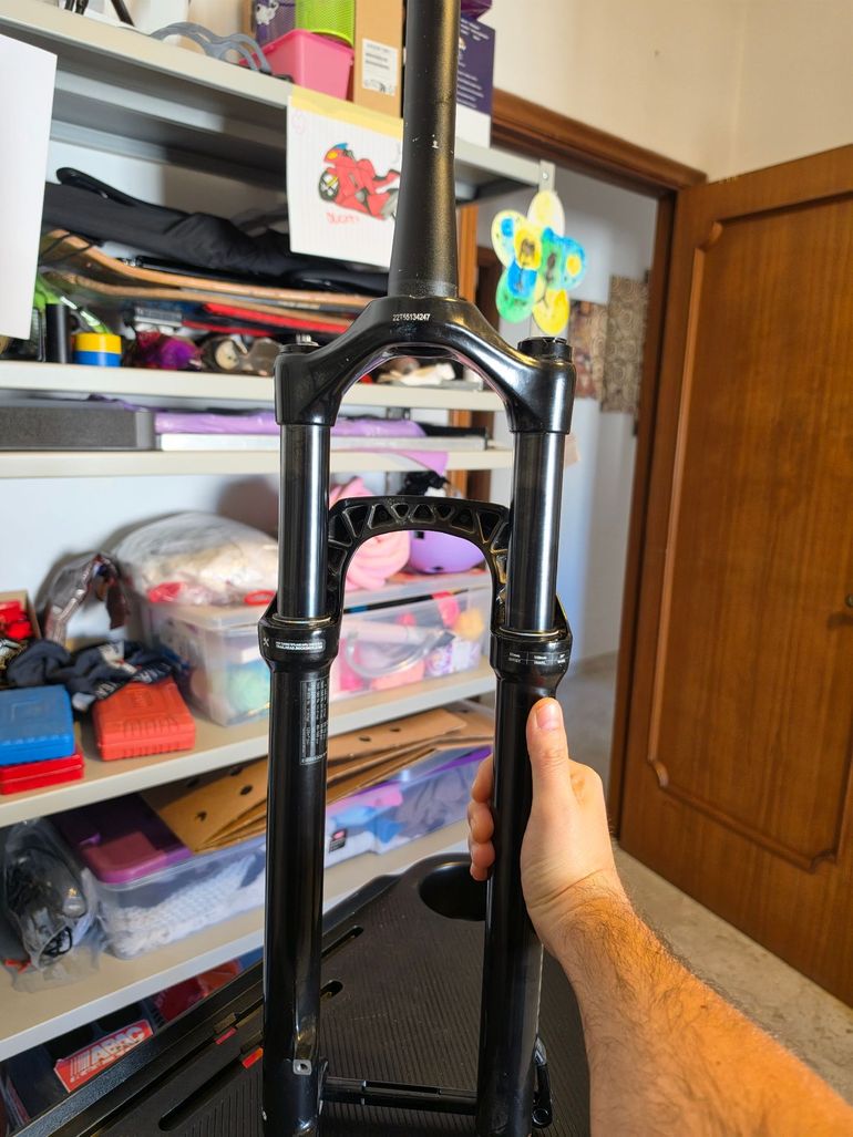 Used RockShox Judy Silver TK Solo Air 110mm 2026 bike — image 2 of 9