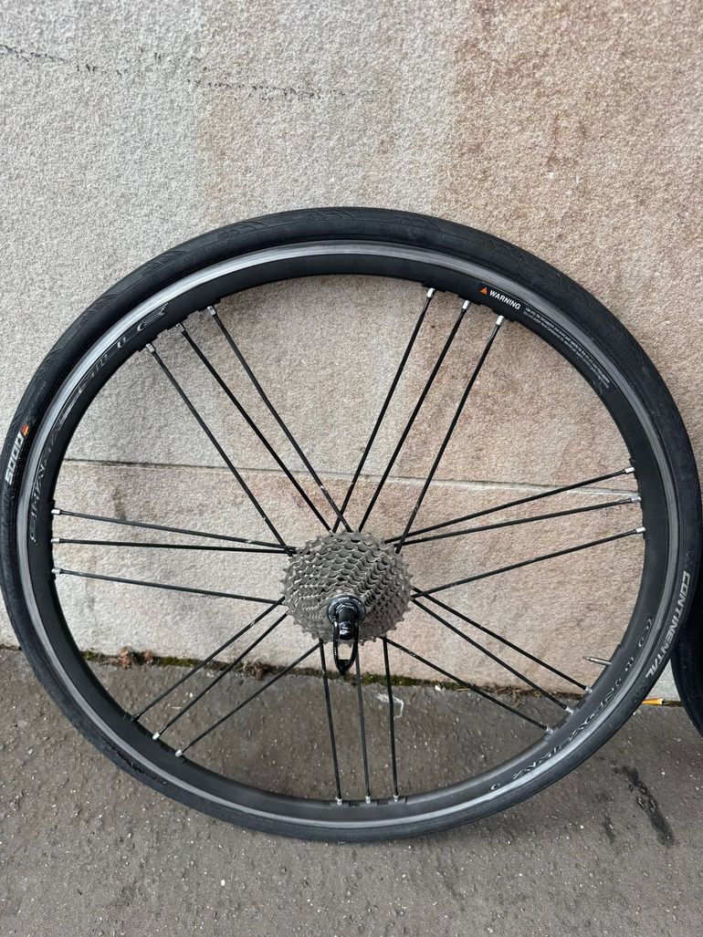 Used Campagnolo Shamal Mille Wheelset 2017 bike — image 3 of 4