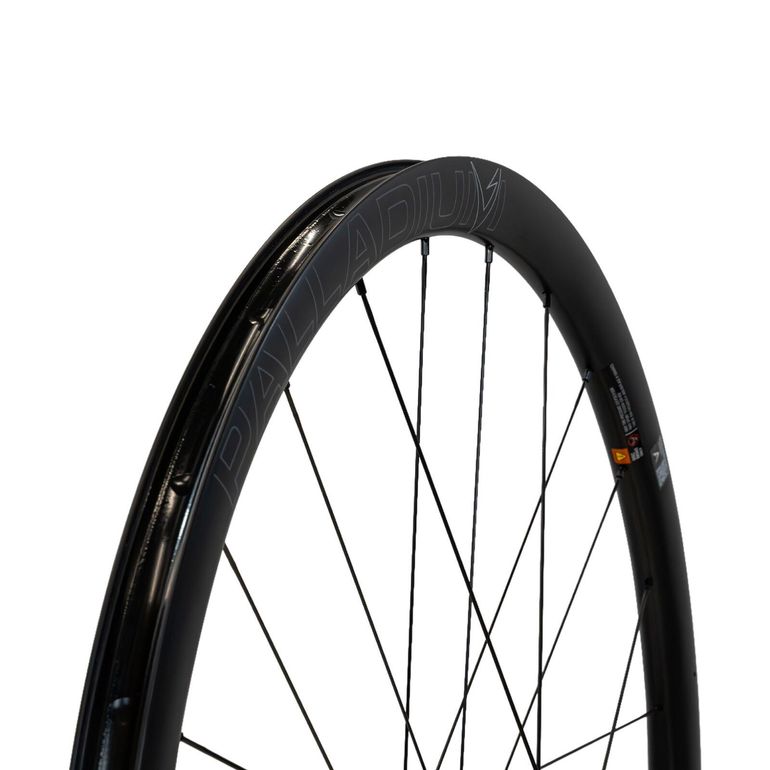 Used Bianchi Palladium 33 Carbon Wheelset HG Center Lock 2026 bike — image 2 of 4