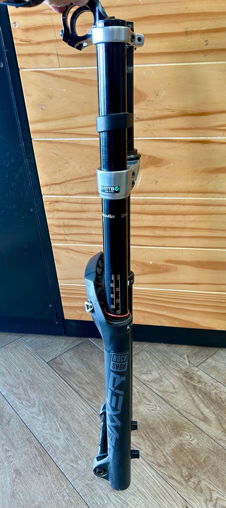 Used RockShox Rock Shox Boxxer 180mm bike — image 2 of 7