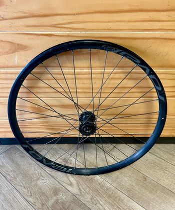 Used RockShox Rock Shox Boxxer 180mm bike — image 6 of 7