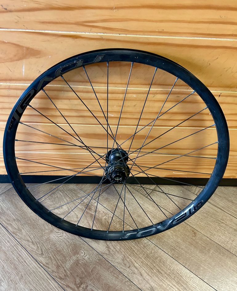 Used RockShox Rock Shox Boxxer 180mm bike — image 7 of 7