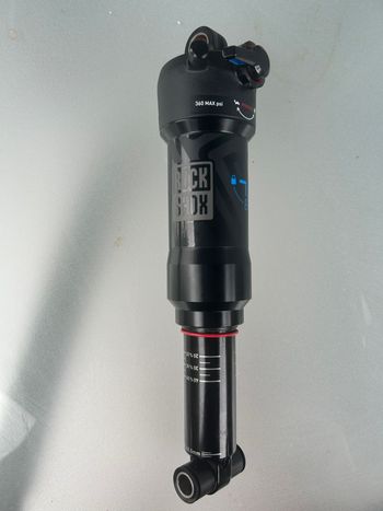 Used RockShox Deluxe select plus 2023 bike — image 3 of 3