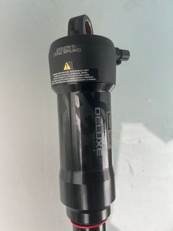 Used RockShox Deluxe select plus 2023 bike — image 2 of 3