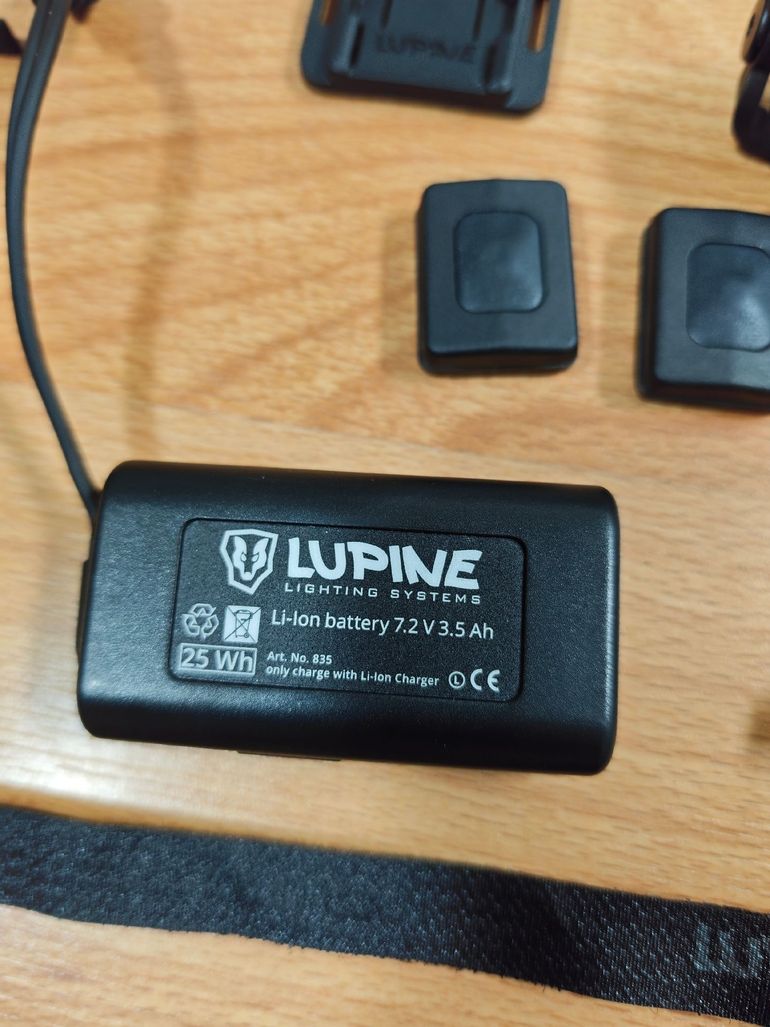 Used lupine Piko R4 2100lm Helmet Light bike — image 4 of 8